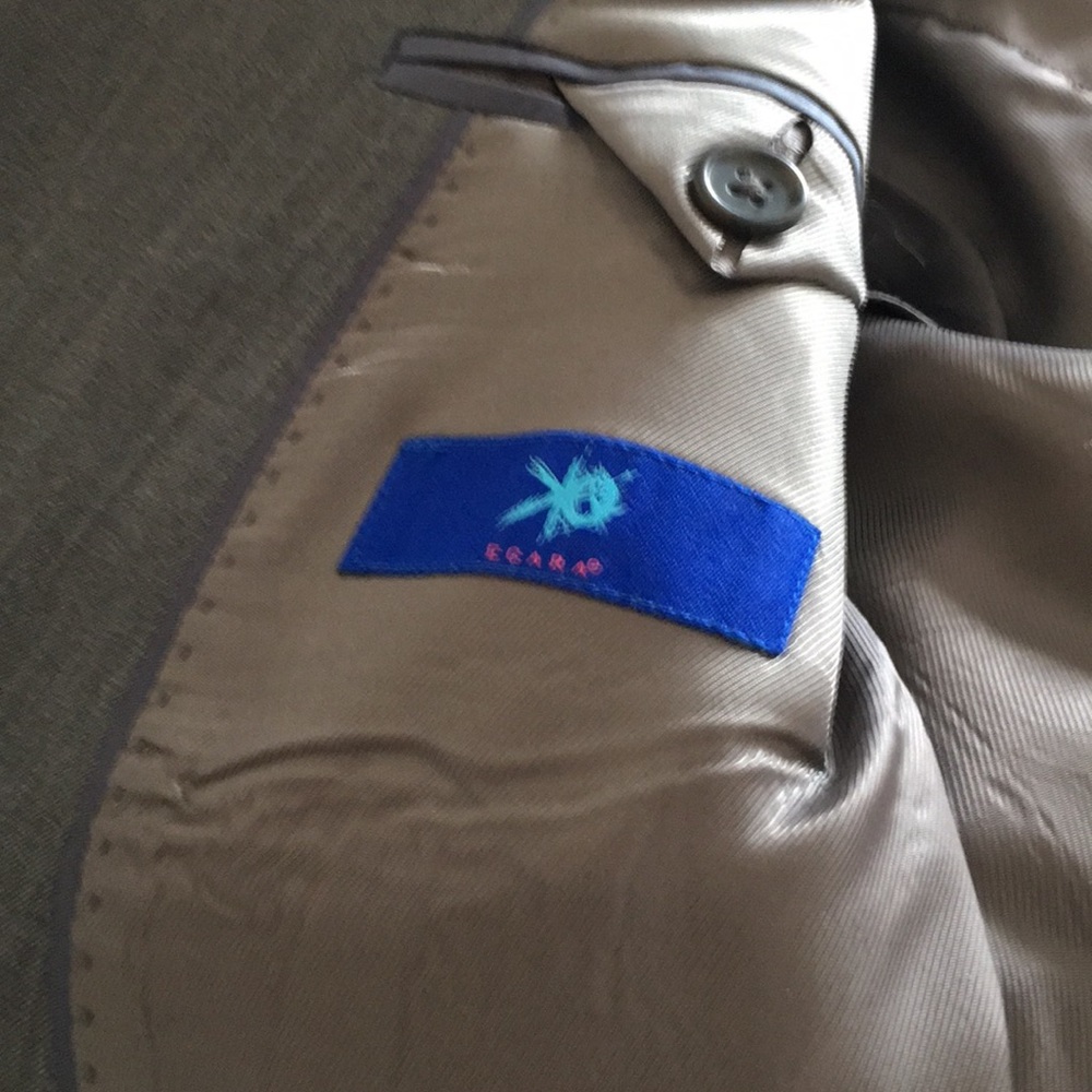 Blazer - Picture 4 of 4